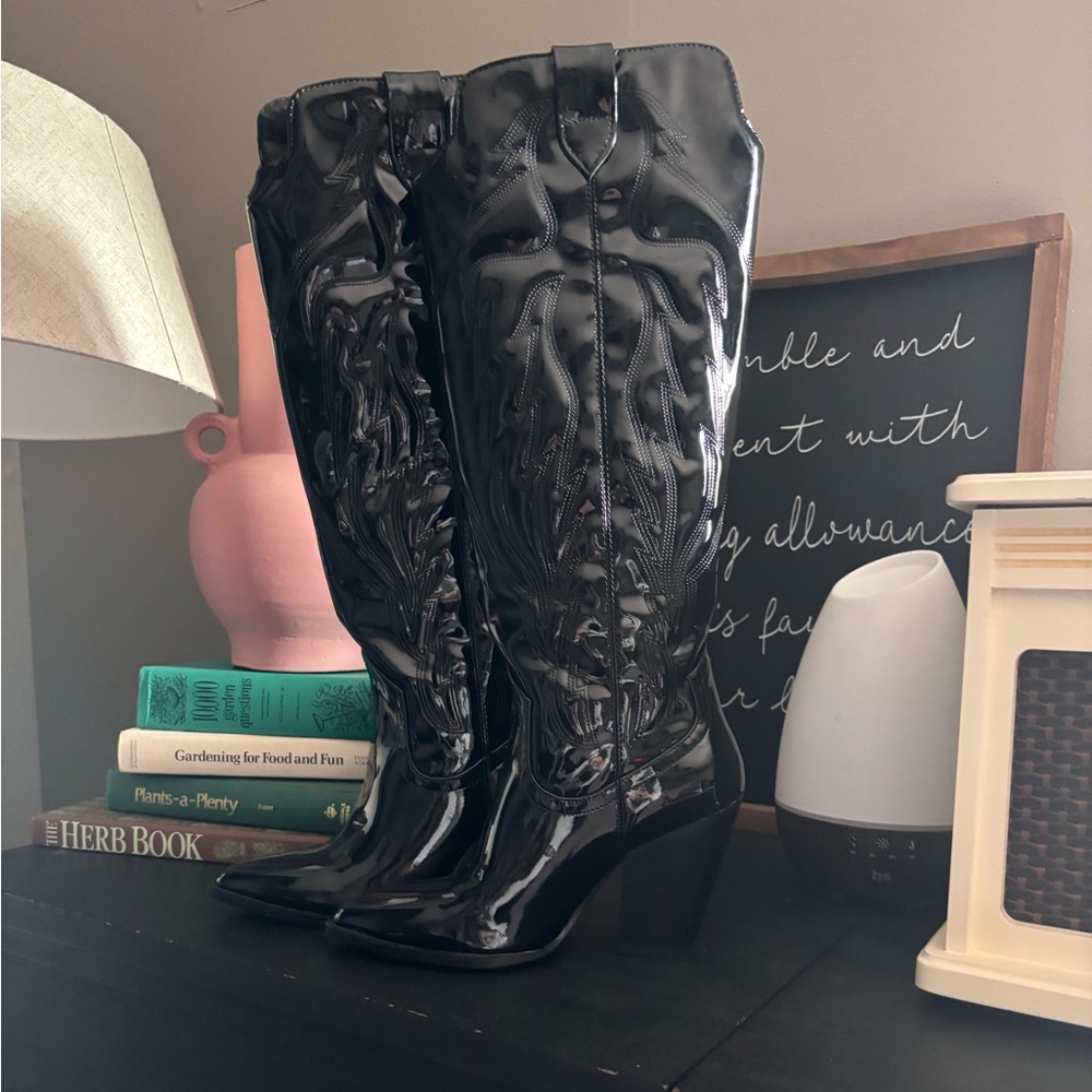 Steve Madden Black Knee-High Patent Leather Women's Boots